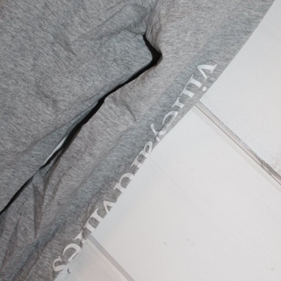 Vineland Vines Long Sleeve Tee Youth XL Size 16 - Picture 3 of 5